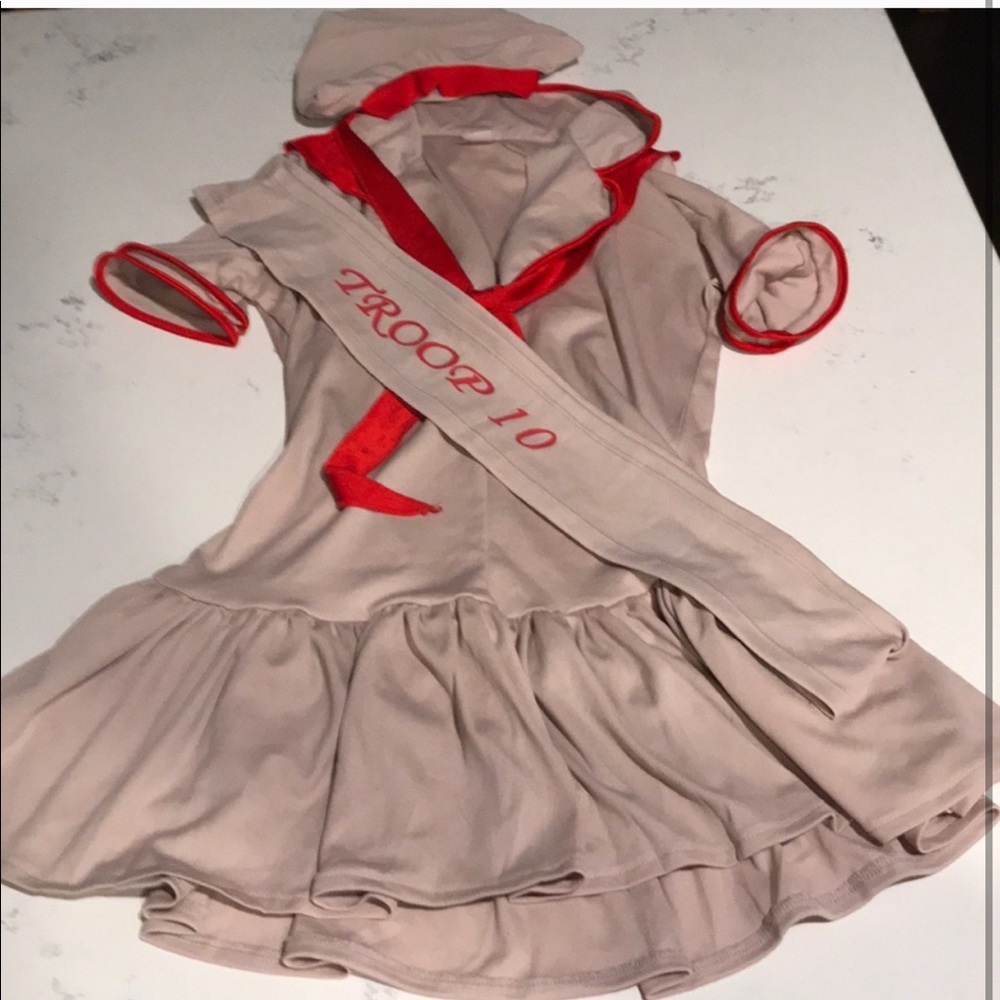 GIRL SCOUTS COSTUME